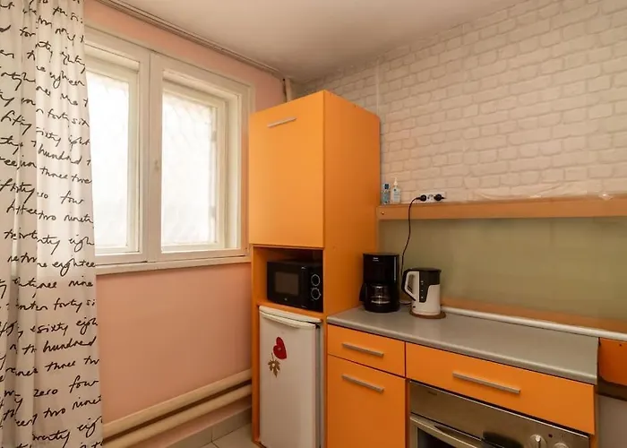 Charming Artistic ソフィア